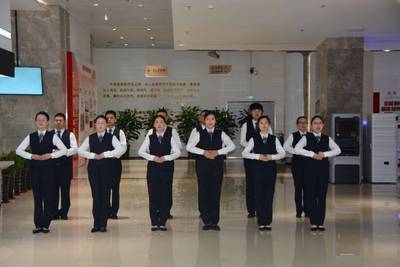 以赛促干！潍坊市坊子区政务服务大厅举办文明服务礼仪“大比武”