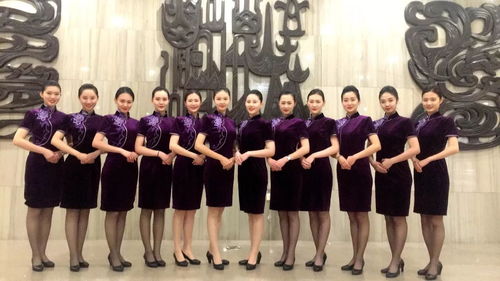 山航鲁雁姑娘 人民大会堂里的礼仪担当